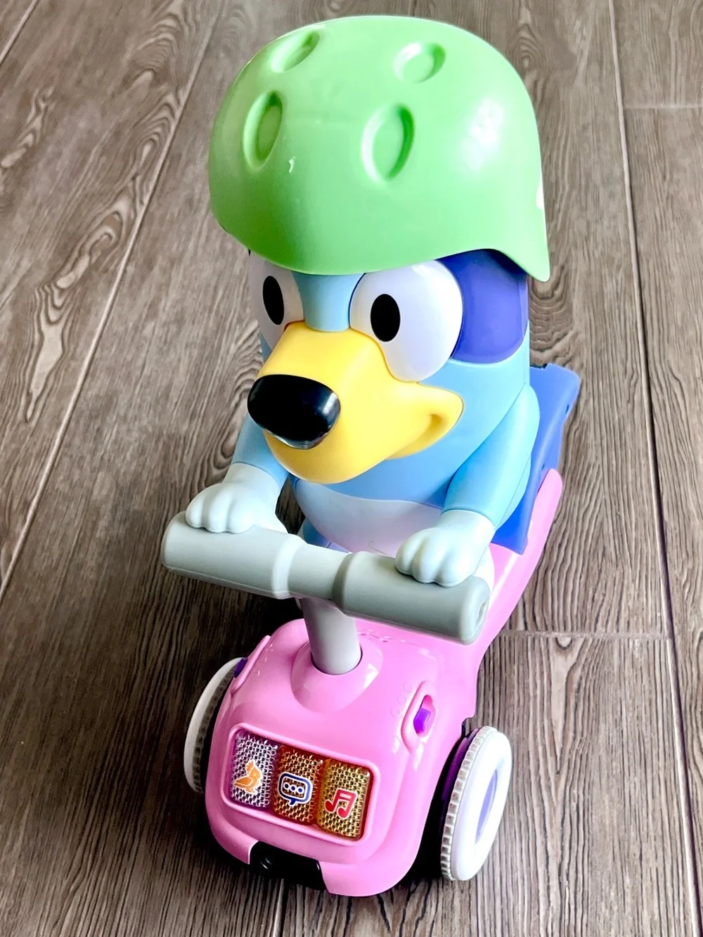 VTech Bluey Scooter Time Moving Interactive Electronic Figure Toy Tested Works